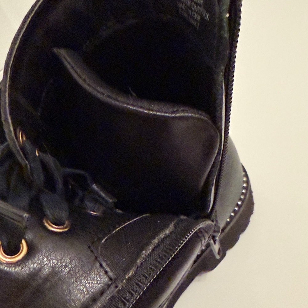 Kurt Geiger Black & Blingy Moto Boots| 12M Girls - Picture 6 of 9
